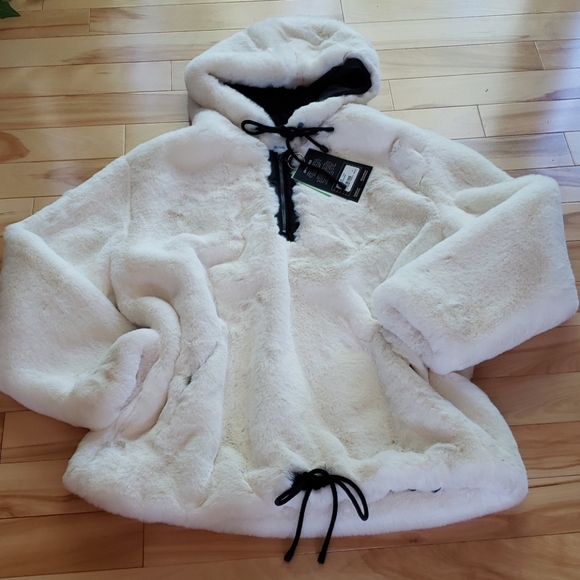 Biannual - Hoodie Pullover Winter Jacket - Picture 2 of 15